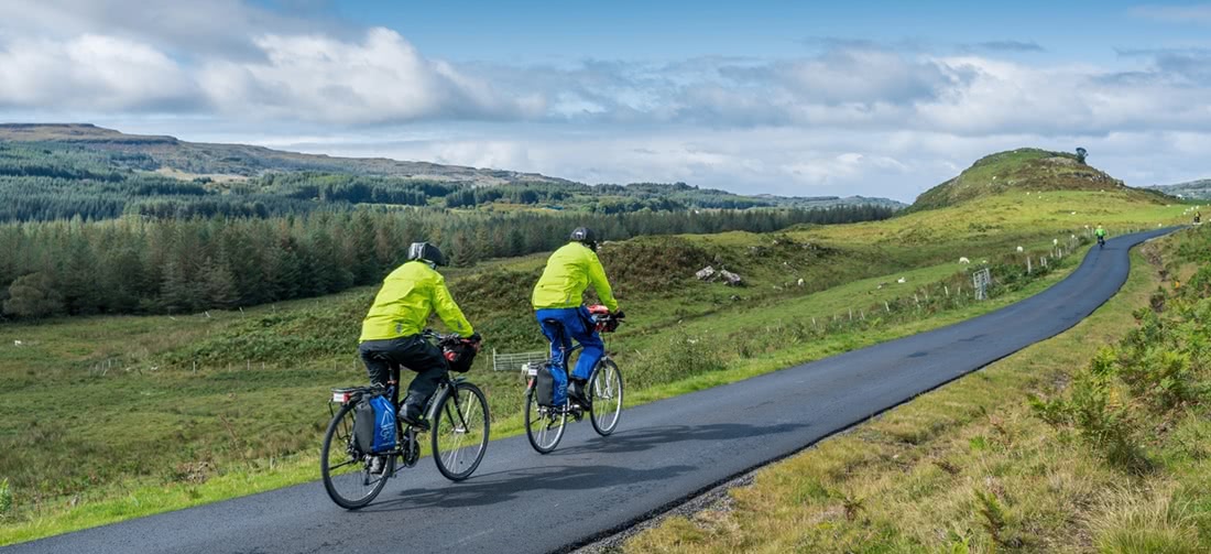 Radfahrer auf den Inneren Hebriden in Schottland