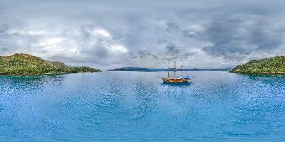 THALASSA - ISLANDHOPPING